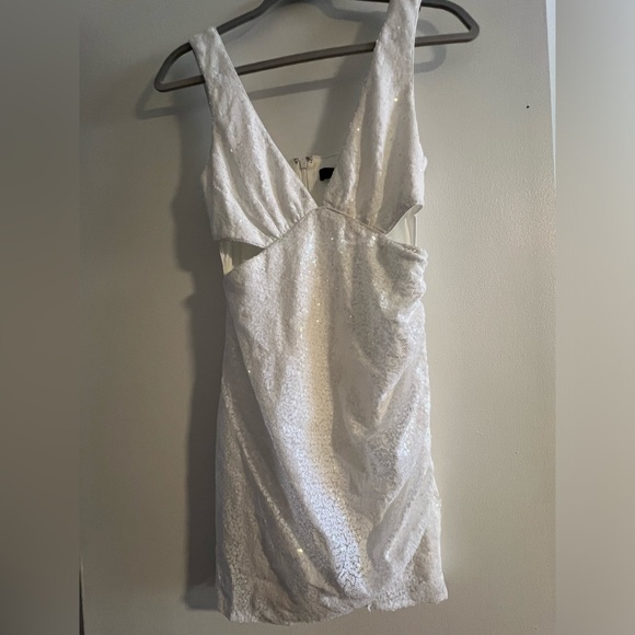 Lulu’s sequin white dress - Picture 1 of 3